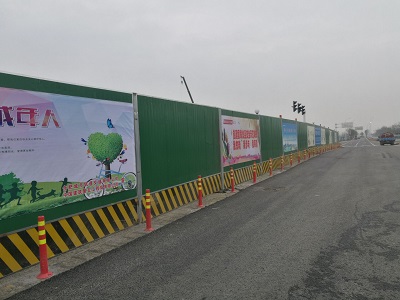 中山路站围挡现场.jpg