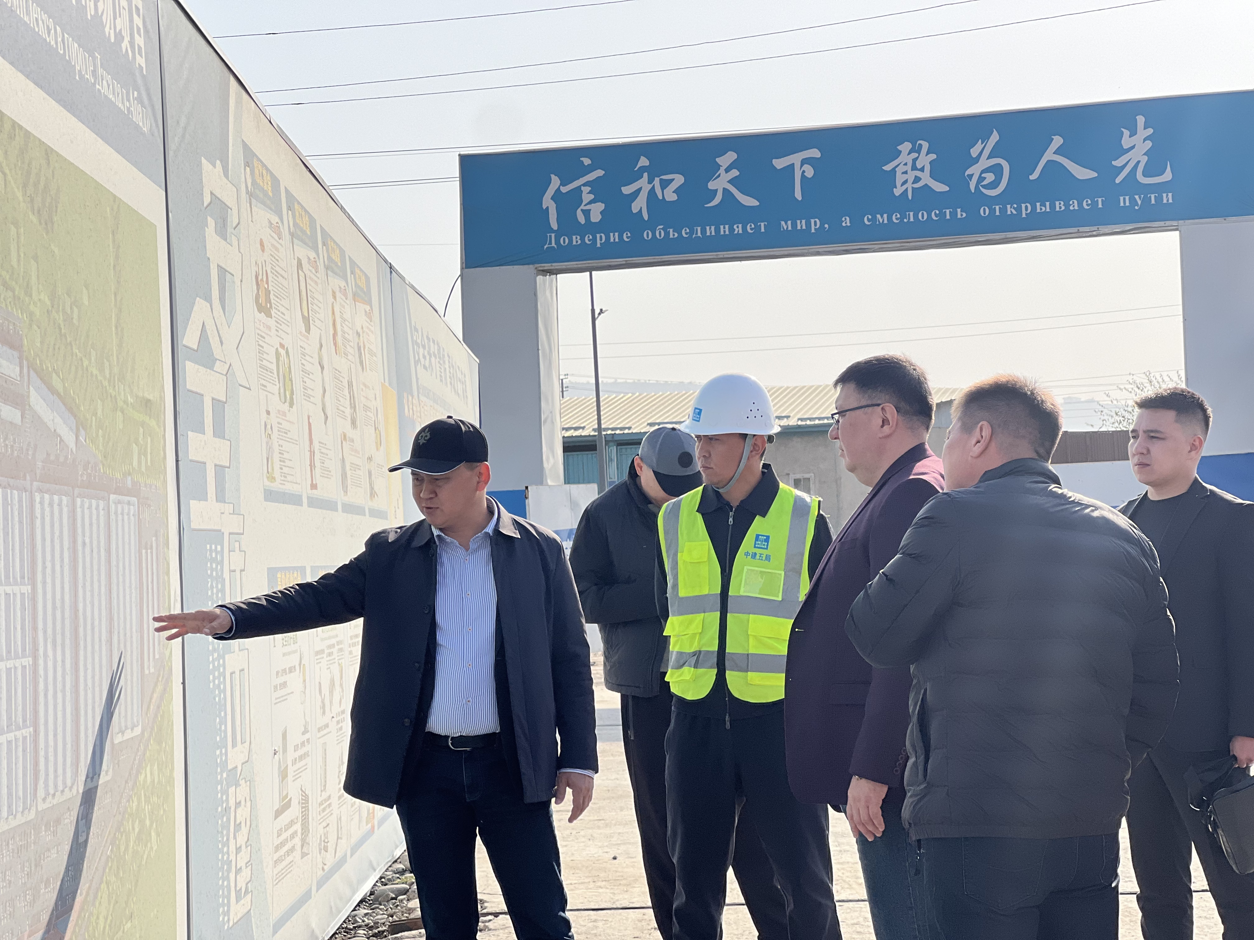 b4642953fef2377bd0bfc5b805b21b5f.jpg b4642953fef2377bd0bfc5b805b21b5f.jpg