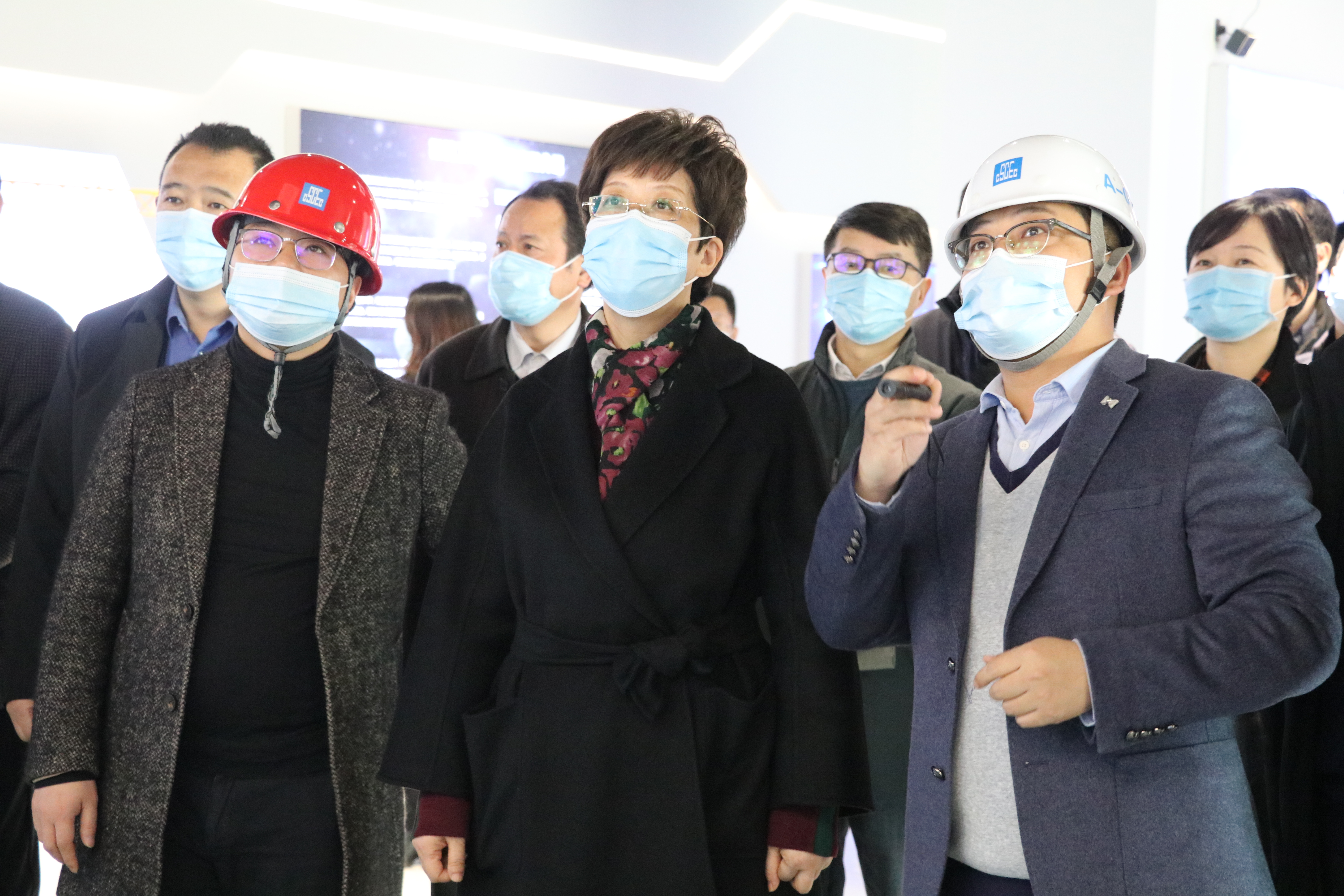 凌云调研现场（中）.JPG